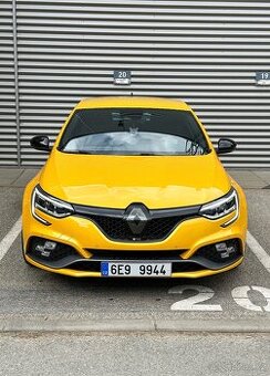Renault Megane IV rs Trophy 300