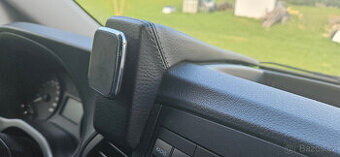 Držák telefonu nebo navigace Mercedes Benz Vito