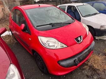Díly z vozu Peugeot 107