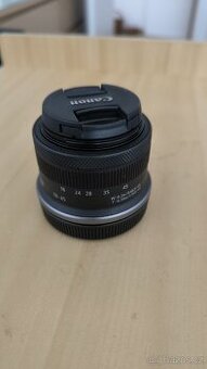 Canon RF-S 18-45mm f/4,5-6,3 IS STM