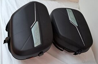 2 nové boční kufry GIVI na motorku - 1