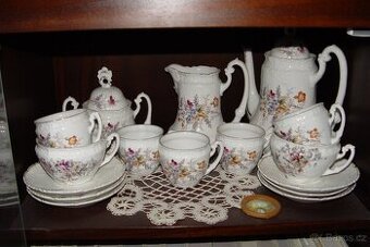 Starožitný porcelánový čajový servis