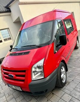 Ford Transit T300 2.2 TDCi (85 kW), 6 míst, tažné, ČR