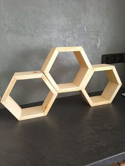 Hexagon polička - Šestiúhelník