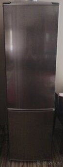 Lednice Gorenje s mrazákem dole
