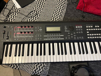 Yamaha MOXF6