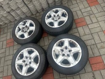 Opel Vectra 205/55r16 letní