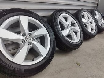 Zánovní letní sada VW 5x100 T-CROSS