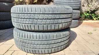Pneu zimní, 4 ks, rozměr 215/55/18, 95V, zn. VREDESTEIN
