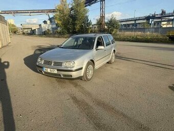 VW Golf IV Variant 2.0i Automat