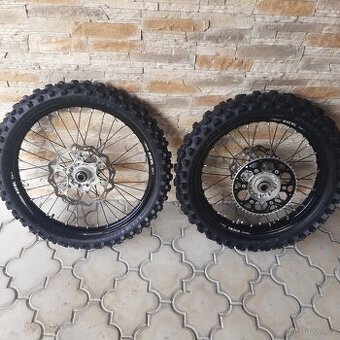 Kola KTM, Husqvarna, GAS GAS 21,19