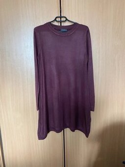 Teplé šaty vínové vel. L příjemné. Míry: