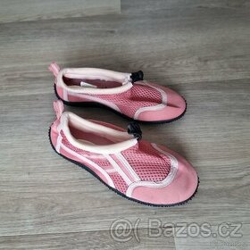 Dětské boty do vody vel. EUR 31, stélka 20 cm