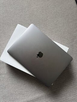MacBook Air 13" 2018 i5 / 256GB SSD / 8GB RAM