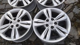 prodám ORIGINÁL al kola 17 5x114,3 na HYUNDAI