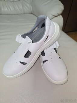 Obuv pracovní WINTOPERK OMEGA 01