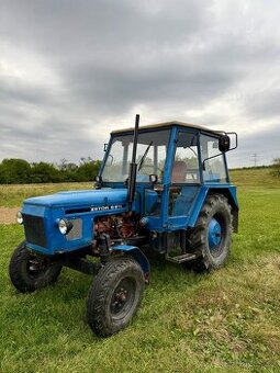 Traktor Zetor 6911