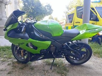 Kawasaki Ninja 636 / ZX6R 2005