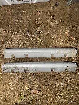 Bočí spodní lišty Suzuki Jimny