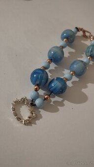 RUČNÍ PRÁCE: Náramek s „pokladem“ ze Smržovky a Hello Kitty