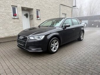 AUDI A3 1,4 TFSi 90KW S-TRONIC,NEHAV.,SERV. KNIHA