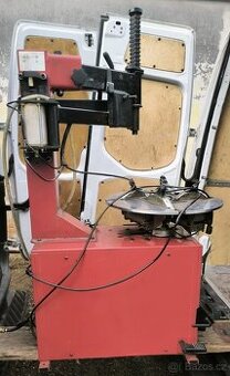 Zouvačka  pneu Auto/Moto