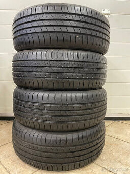 Kumho Ecowing 185/55 R15 86H 4Ks letní pneumatiky