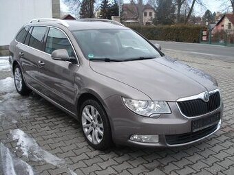 Škoda Superb Kombi 1.4 TSI,1.MAJITEL,NOVÁ STK