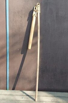 Tradiční celodřevěný cep – ruční výroba