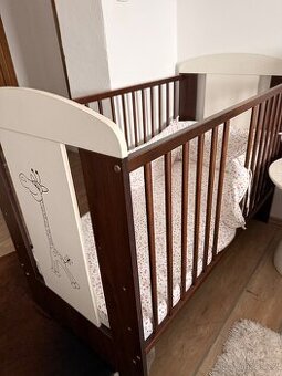 Dětská postýlka s matrací