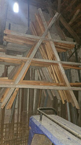 Stojny na sušení sena