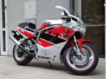 Suzuki GSX-R 750