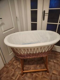 Dětská postýlka, košík pro miminko