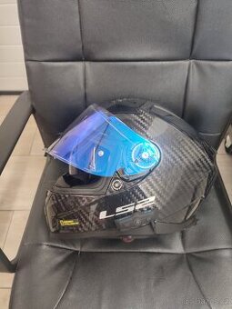 Helma LS2 ff811 carbon vel.M