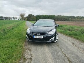 Hyundai i40 combi 1.7CRDI 100kW 2013 automat - 1