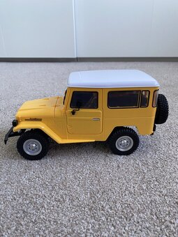 RC Land Cruiser, auto na ovládání