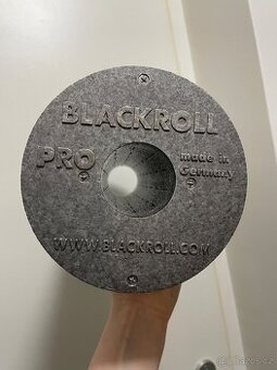 Masážní válec BlackRoll Pro - 1