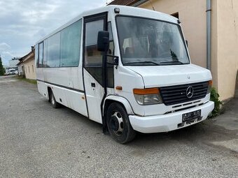 Mercedes Benz 815d