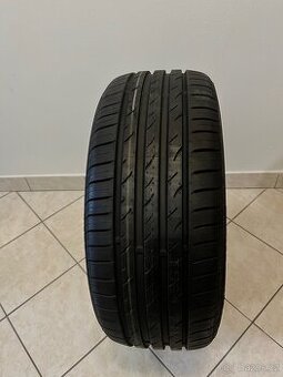 Nexen 215/45/17