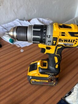 Vrtačka deWALT dcd 796 s flexvolt 9.0AH baterií