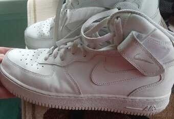 Tenisky Nike vel.45