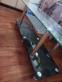 TV stolek