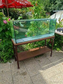 Akvárium 250l se stojanem