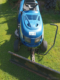 Prodám-zahradní traktor CastelGarden TCP102