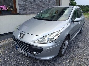 Peugeot 307 1.6i Nová STK, Tažné