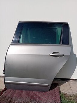 Levé zadní dveře Peugeot 5008
