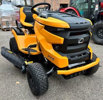 Cub Cadet XT2 Hydrostat 107 cm