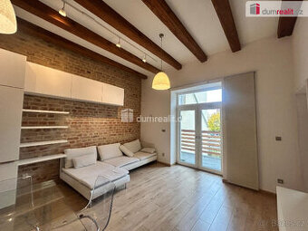 Pronájem 2kk 64m2 + balkon Plzeň Jižní Předměstí, Hálkova ul