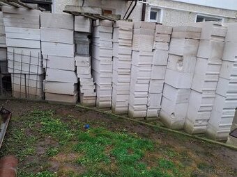 Ytong, zbytky ze stavby