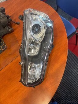 Mitsubishi Lancer světlo